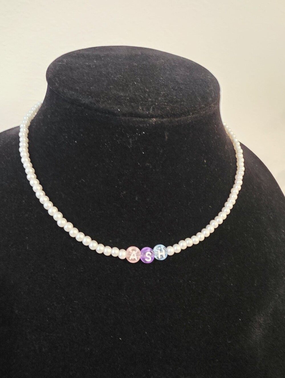 Pearl Necklace Name Tag "ASH" Unisex New